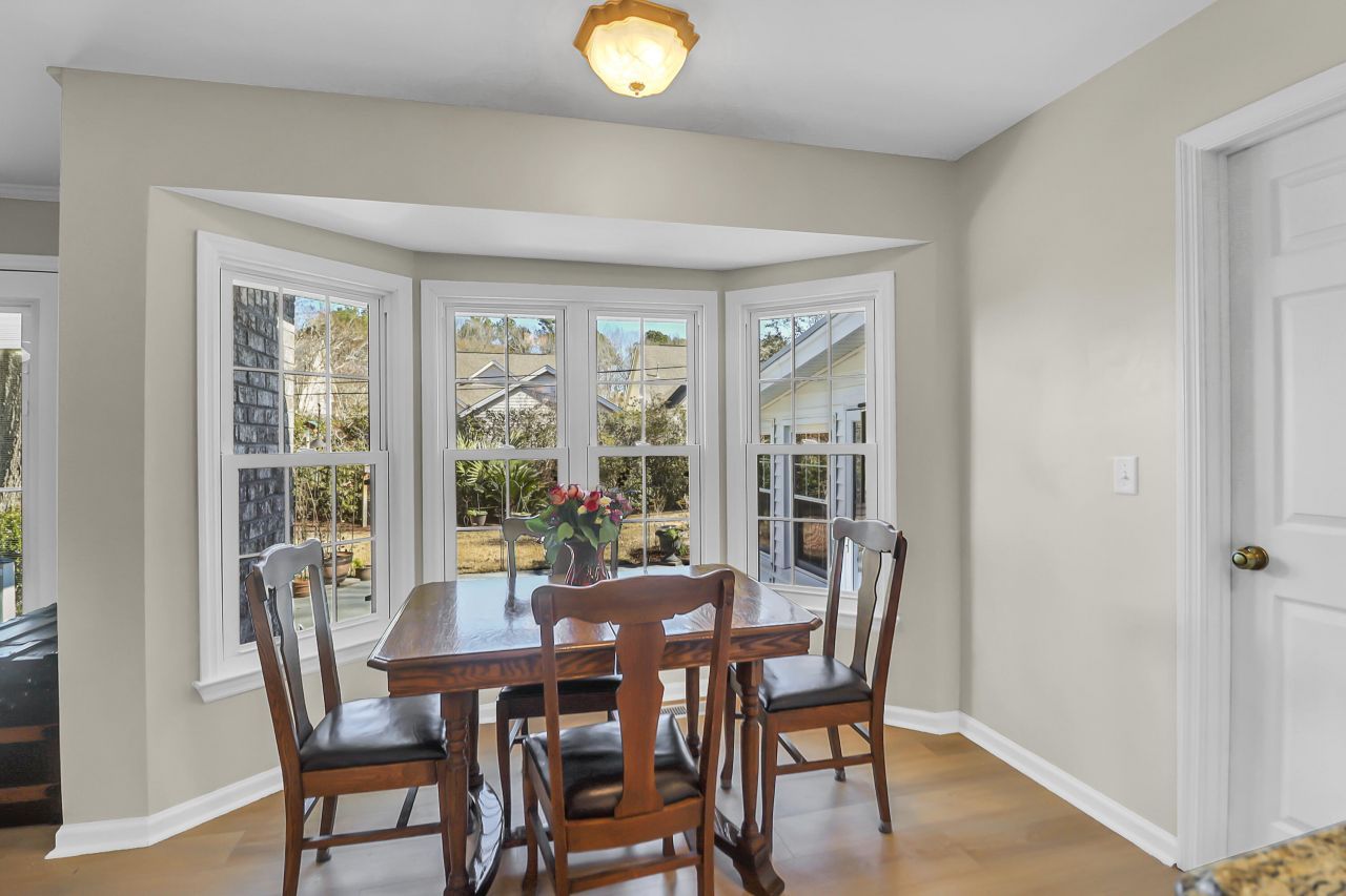 10 Hunters Forest Drive Photo 15