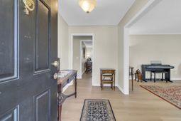 10 Hunters Forest Drive photo 4