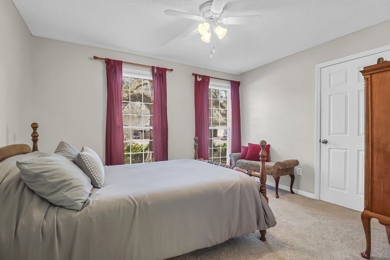 10 Hunters Forest Drive Photo 24