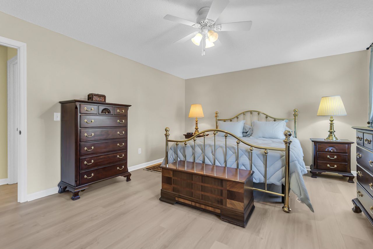 10 Hunters Forest Drive Photo 30