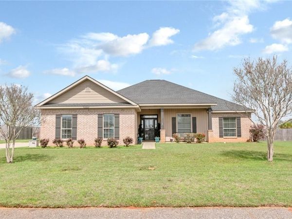 9050 Labrador Trail, Theodore, AL 36582