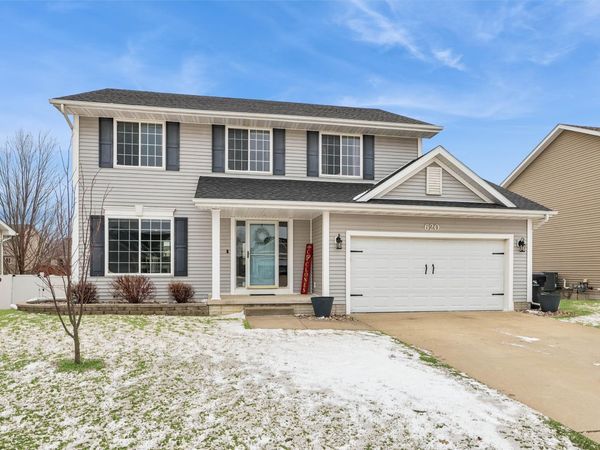620 SE Prairie Park Lane, Waukee, IA 50263
