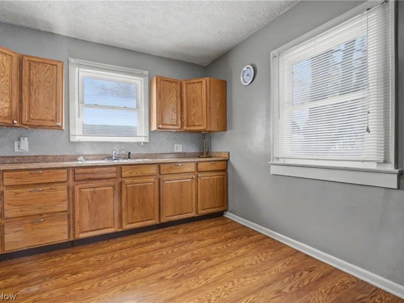 406 Moody Street, Akron, OH 44305 Photo 17