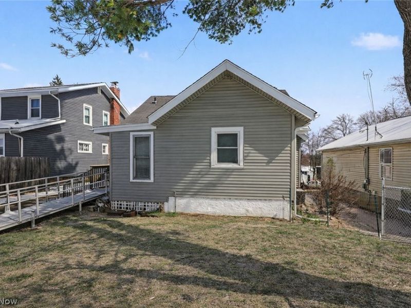 406 Moody Street, Akron, OH 44305 Photo 4