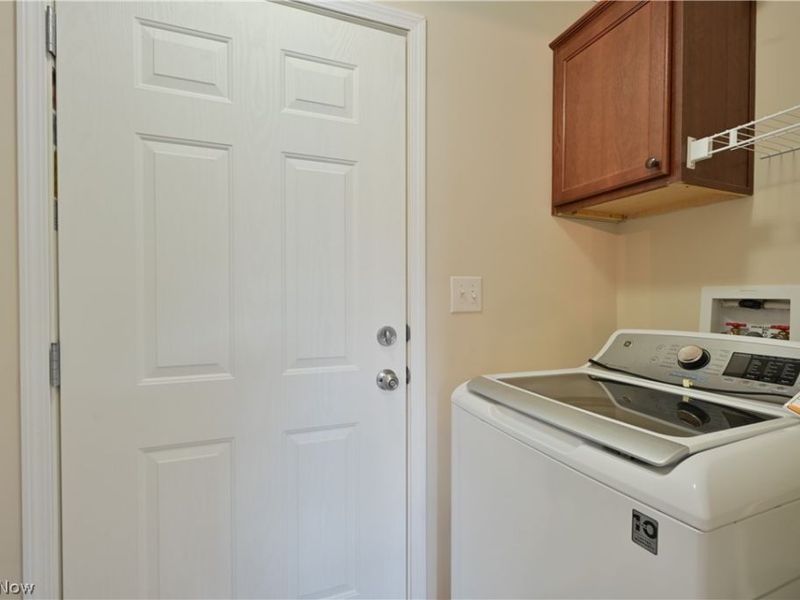 29 Carl Lane, Olmsted Township, OH 44138 Photo 20