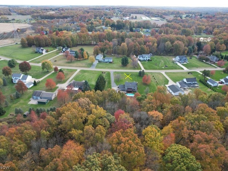 7700 Meadowood Drive, Canfield, OH 44406 Photo 48