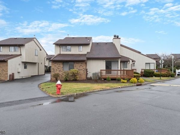 250 Ridgedale Ave, Florham Park, NJ 07932