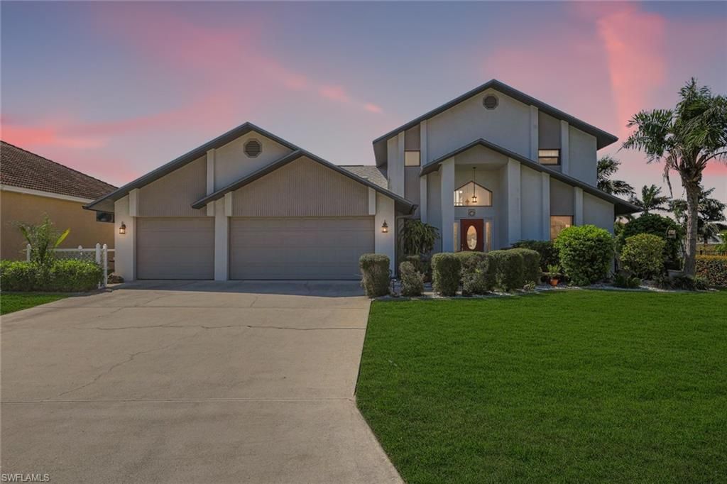 1904 SE 36th Ter, Cape Coral, FL 33904 Photo