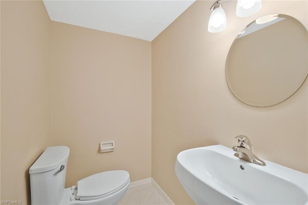 1904 SE 36th Ter, Cape Coral, FL 33904 Photo