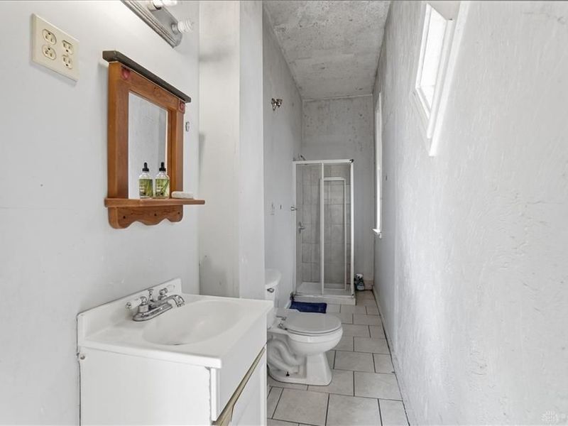 1104 Seton Avenue, Cincinnati, OH 45205 Photo 22