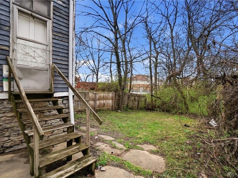 1104 Seton Avenue, Cincinnati, OH 45205 Photo 45