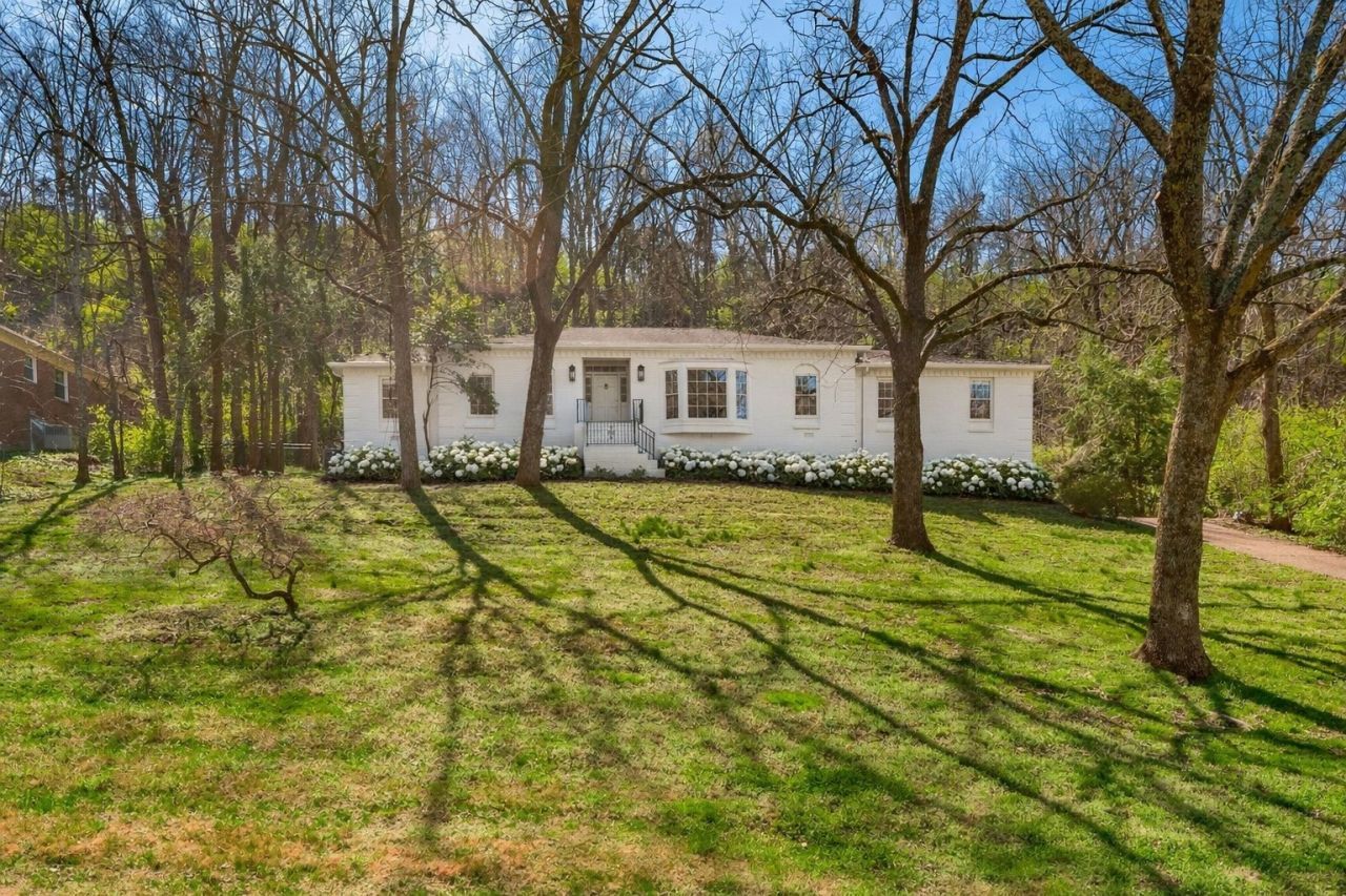 1986 Sunny Side Dr, Brentwood, TN 37027 Main Photo
