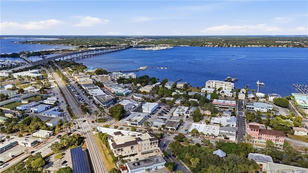 506 SW Camden Avenue, Stuart, FL 34994 Photo