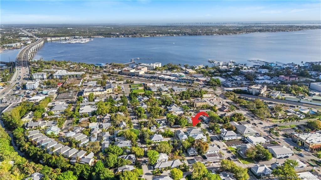 506 SW Camden Avenue, Stuart, FL 34994 Photo