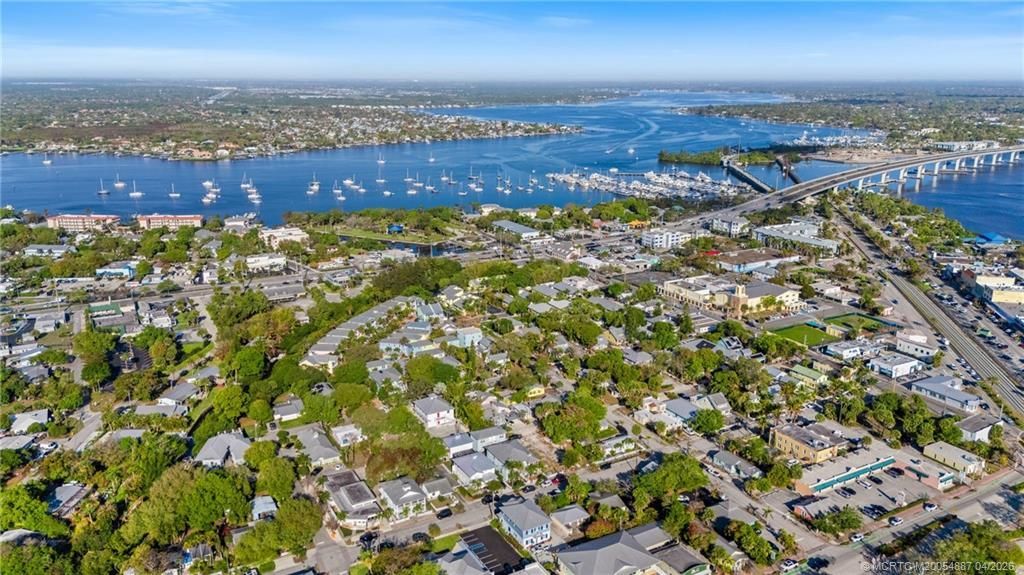 506 SW Camden Avenue, Stuart, FL 34994 Photo