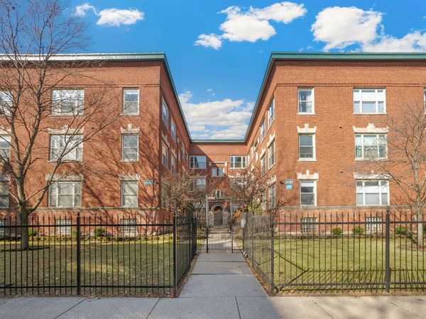 4630 N RACINE Avenue, Unit 2, Chicago, IL 60640