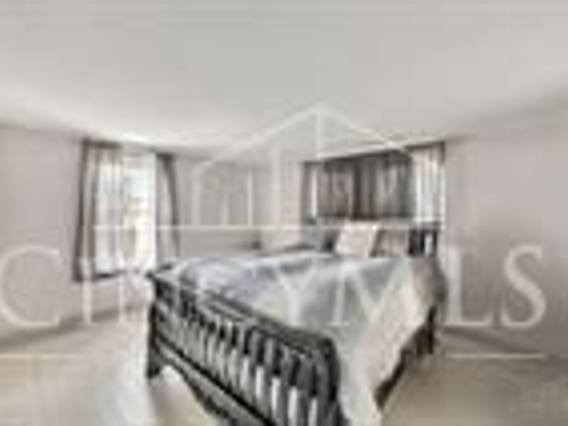 45 S Lake Avenue, Glendale, OH 45246 Photo 5