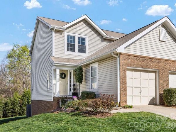 1301 Maple Shade Lane, Charlotte, NC 28270