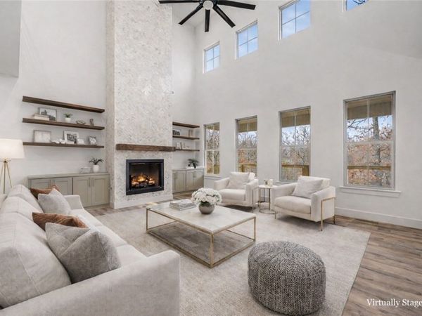 6 Oundle Lane, Bella Vista, AR 72714