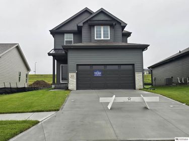 16101 Isabella Street, Bennington, NE 68007