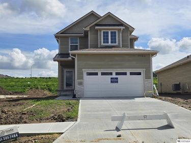 16101 Isabella Street, Bennington, NE 68007