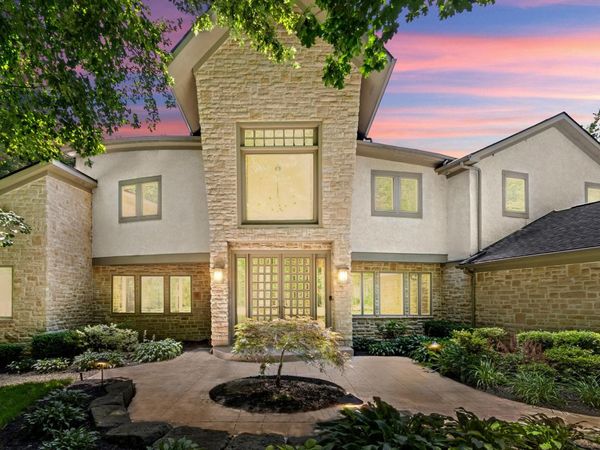 1967 Woodlands Place , Powell, OH 43065