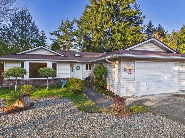 227 Thetis Ave , Qualicum Beach, BC V9K 1R8