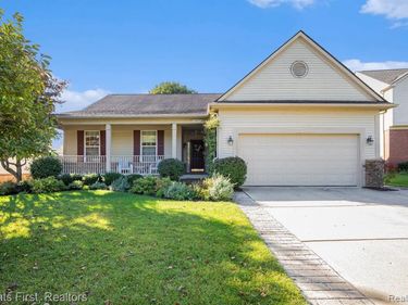 57677 Dakota Drive, Lyon Twp, MI 48165