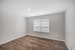 755 Charter Dr.  photo 4