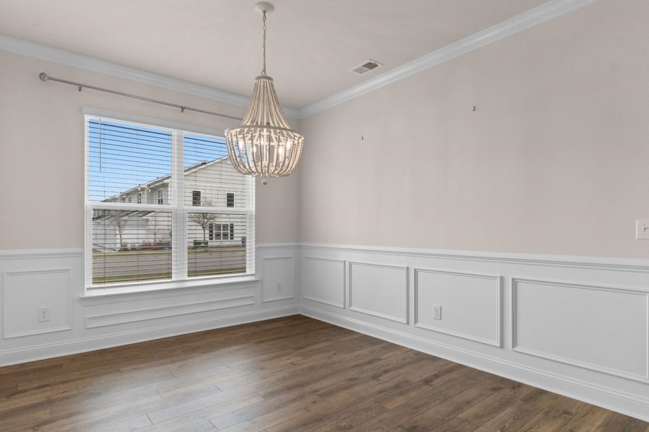 1943 Parish Way Photo 12