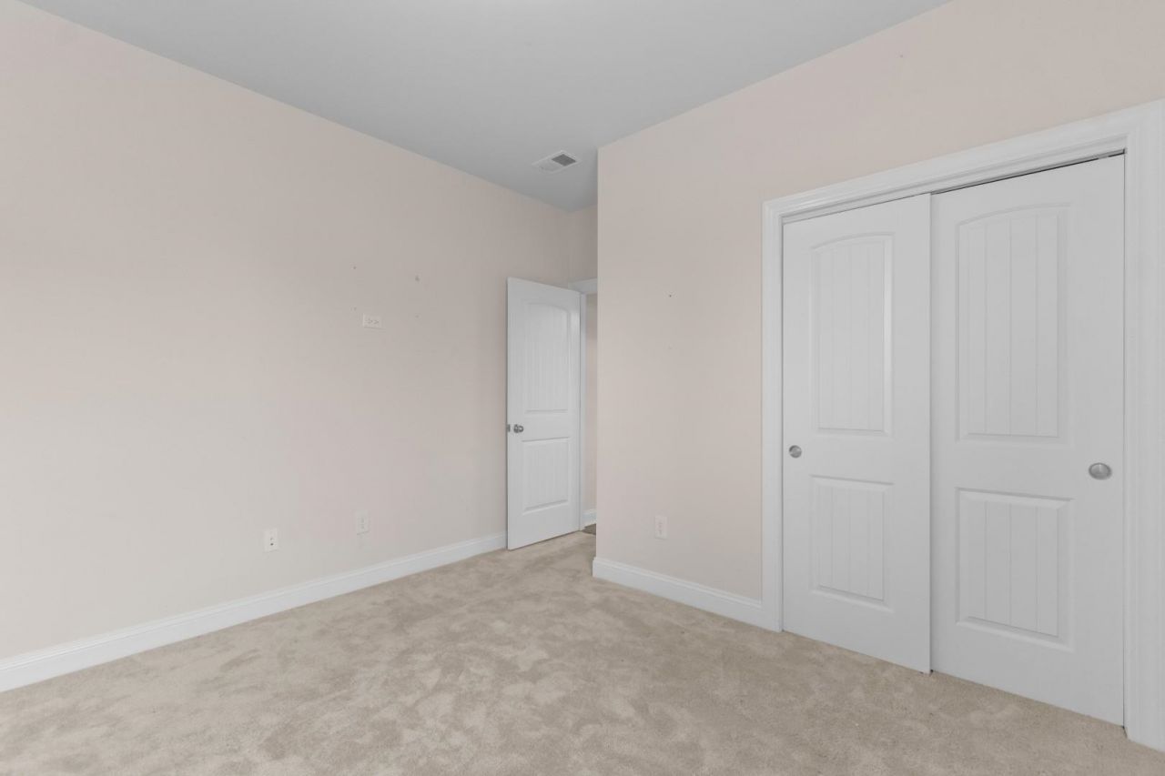 1943 Parish Way Photo 22