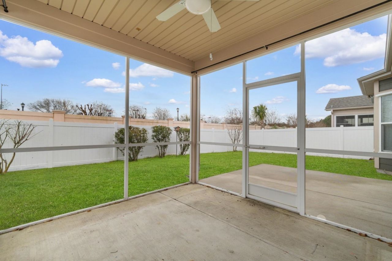 1943 Parish Way Photo 26