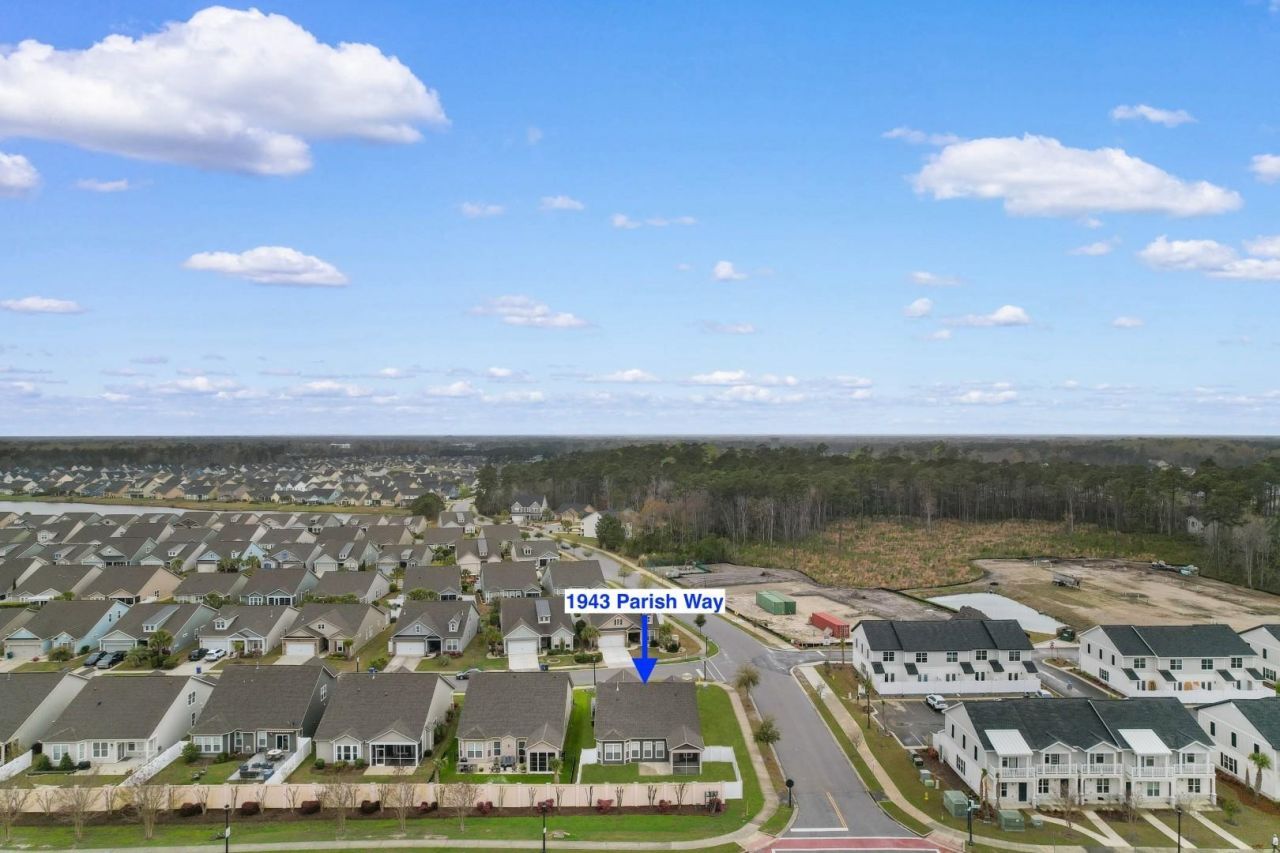 1943 Parish Way Photo 32