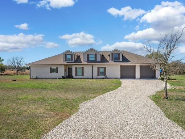 1461 VZCR 4607, Ben Wheeler, TX 75754