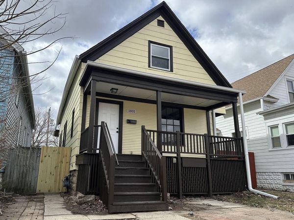 1801 S 77th STREET, West Allis, WI 53214