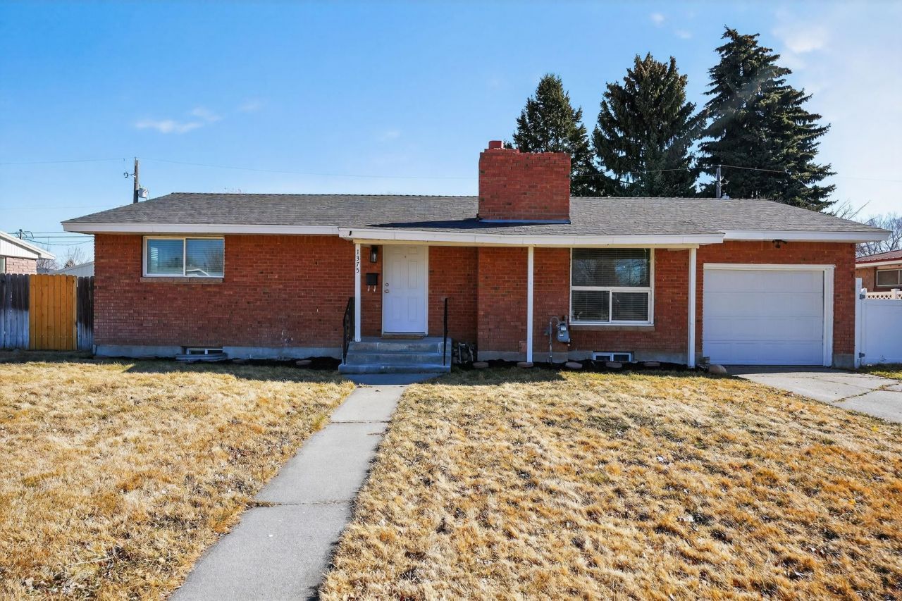 1375 Bower Drive, Idaho Falls, ID 83404 Main Photo
