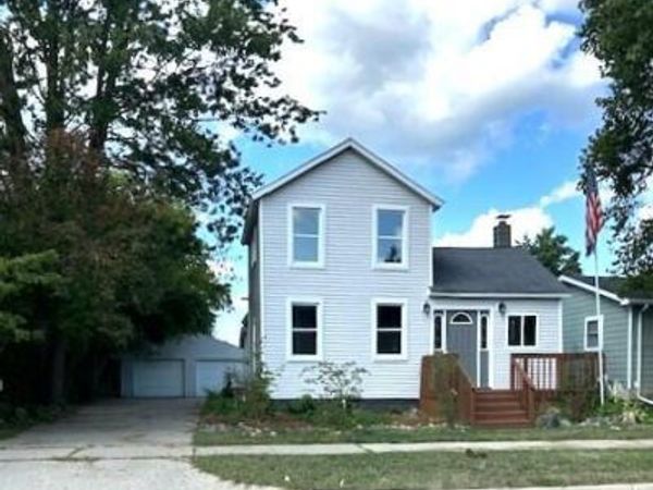 606 W Gibbs Street, St. Johns, MI 48879