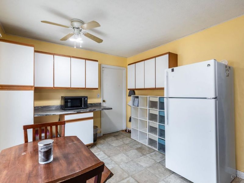 2317 Magdalena Drive, Springfield Twp., OH 45231 Photo 13