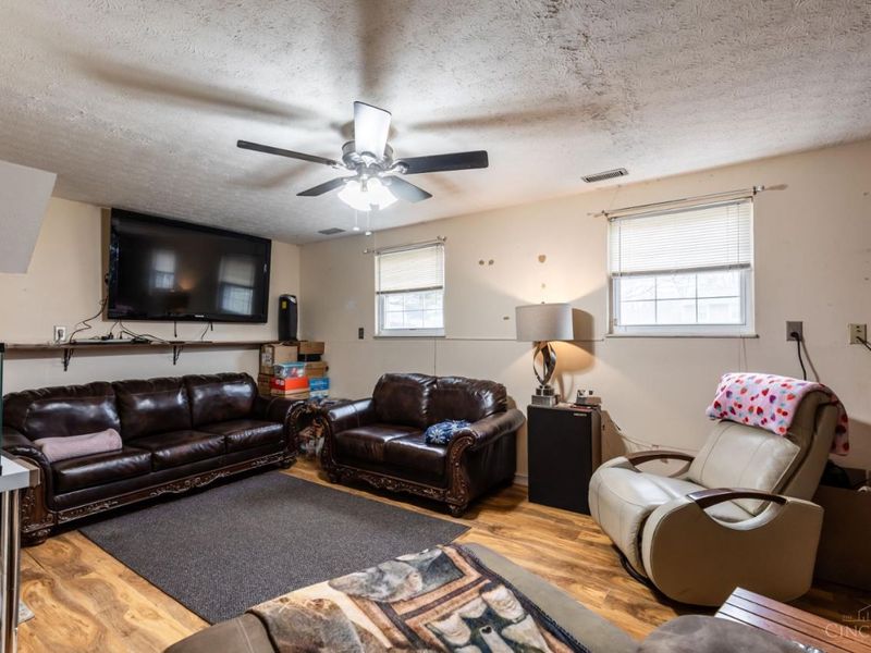 2317 Magdalena Drive, Springfield Twp., OH 45231 Photo 19