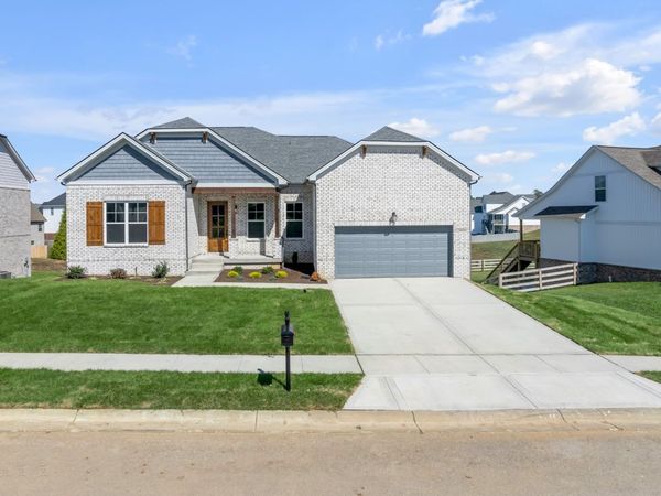 201 Sydney Dr, Goodlettsville, TN 37072