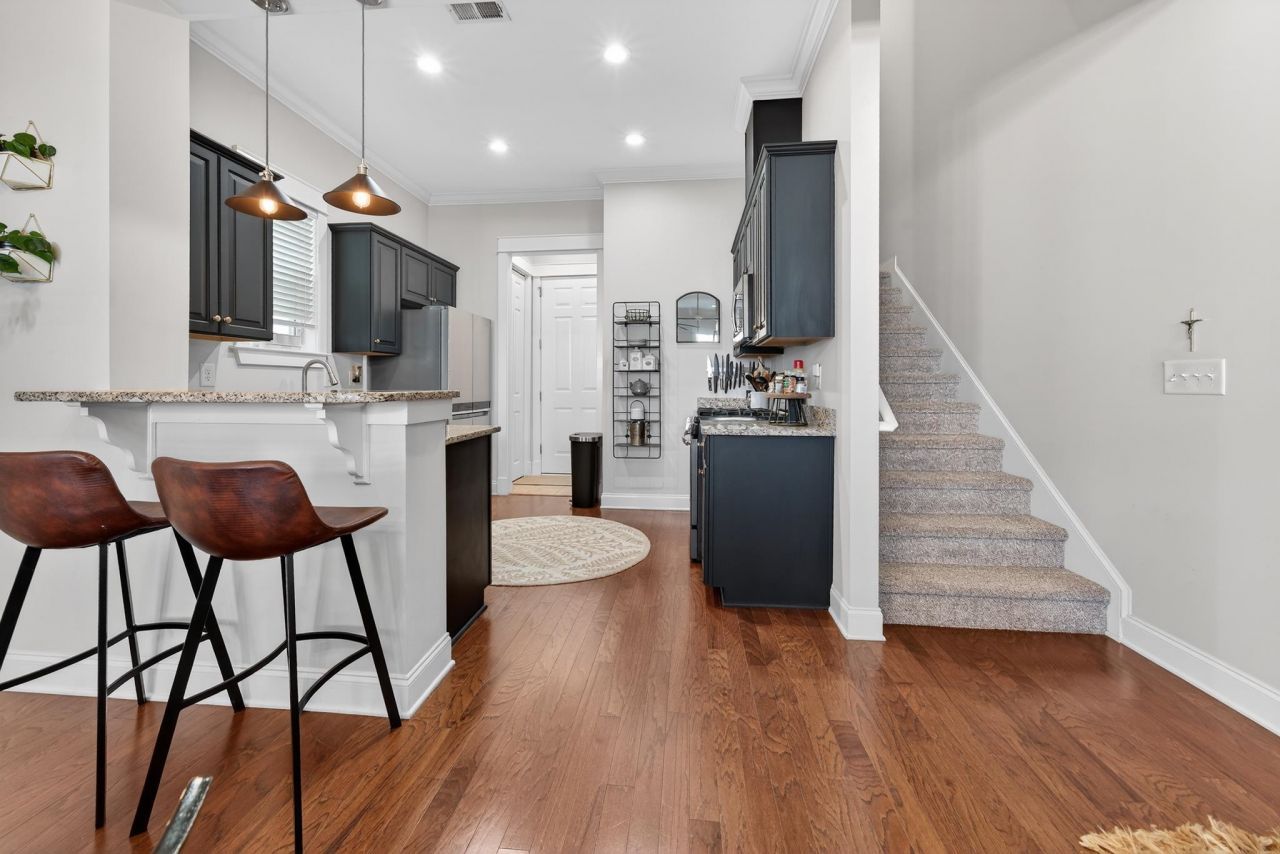 862 Shine Ave.  Photo 13