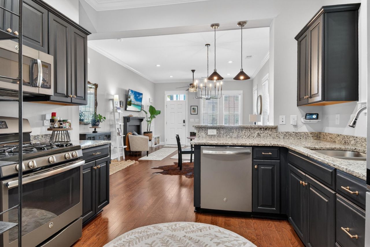 862 Shine Ave.  Photo 18