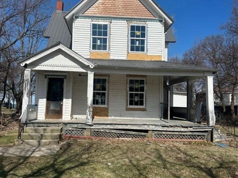 2912 W Erie Avenue, Lorain, OH 44053 Photo 1