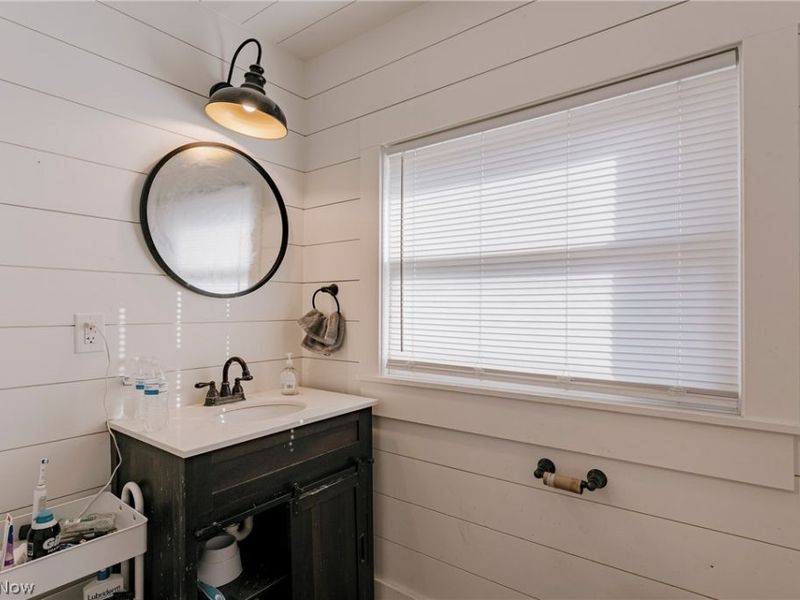 1507 E 108th Street, Cleveland, OH 44106 Photo 14