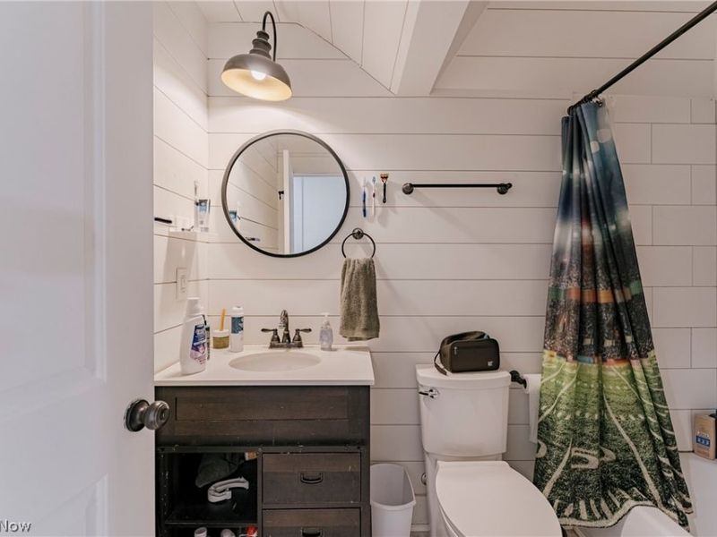 1507 E 108th Street, Cleveland, OH 44106 Photo 16