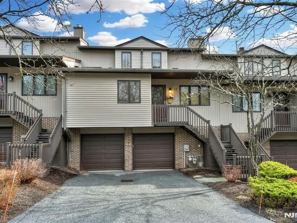 64 Peach Hill Court, RAMSEY, NJ 07446