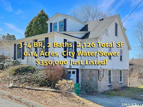 6 John, Waterford, CT 06375