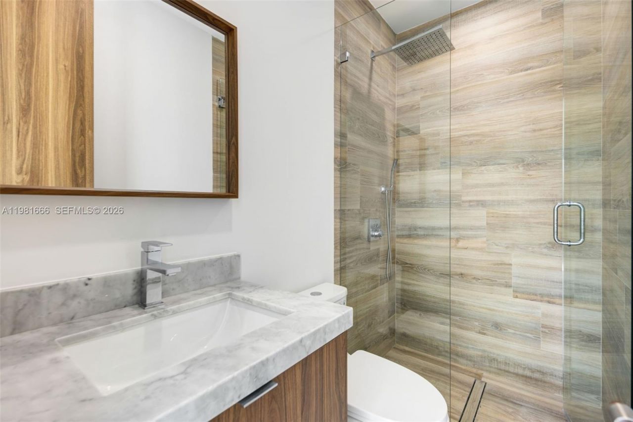 569 NW 44th St , Miami, FL 33127 Photo