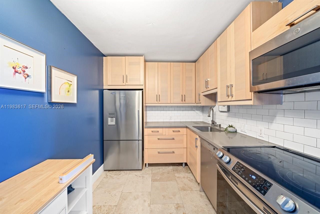 20335 W Country Club Dr, Unit 1208, Aventura, FL 33180 Photo