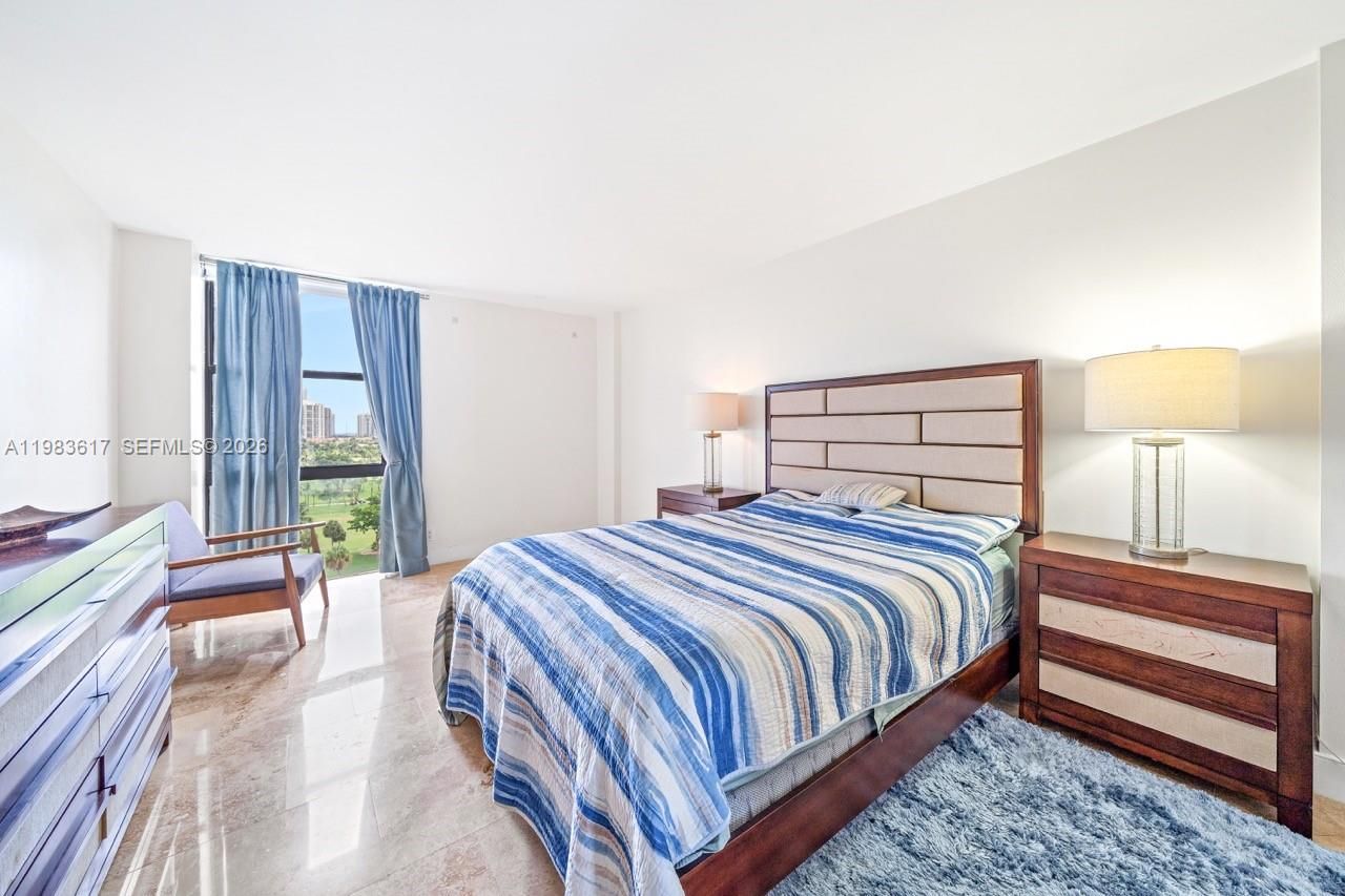 20335 W Country Club Dr, Unit 1208, Aventura, FL 33180 Photo